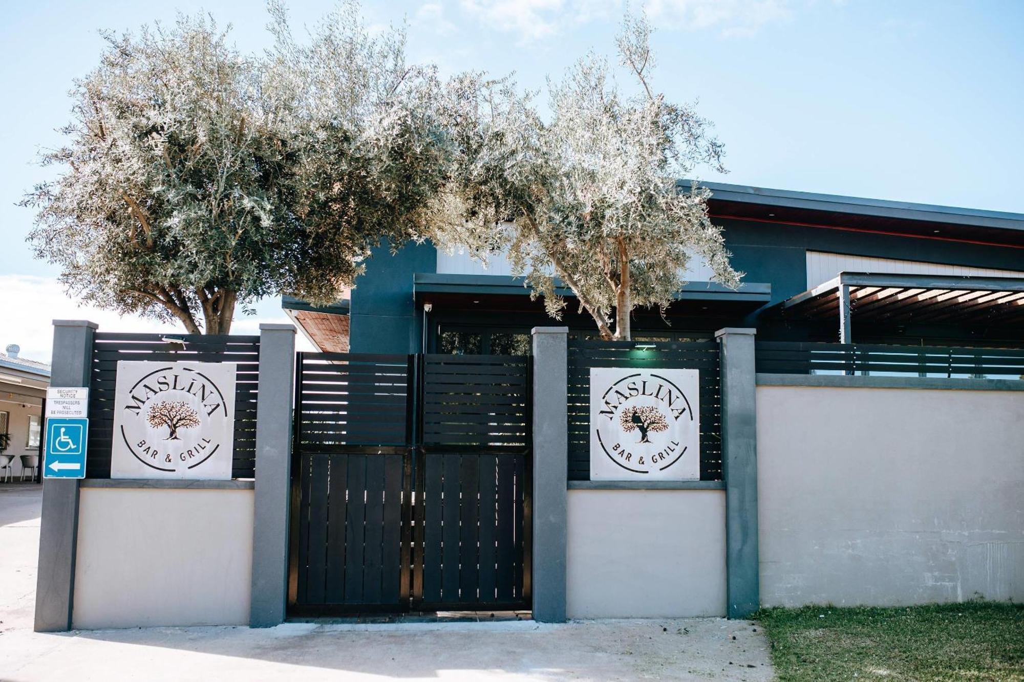 Econo alojamiento Moree Spa Motor Inn Exterior foto