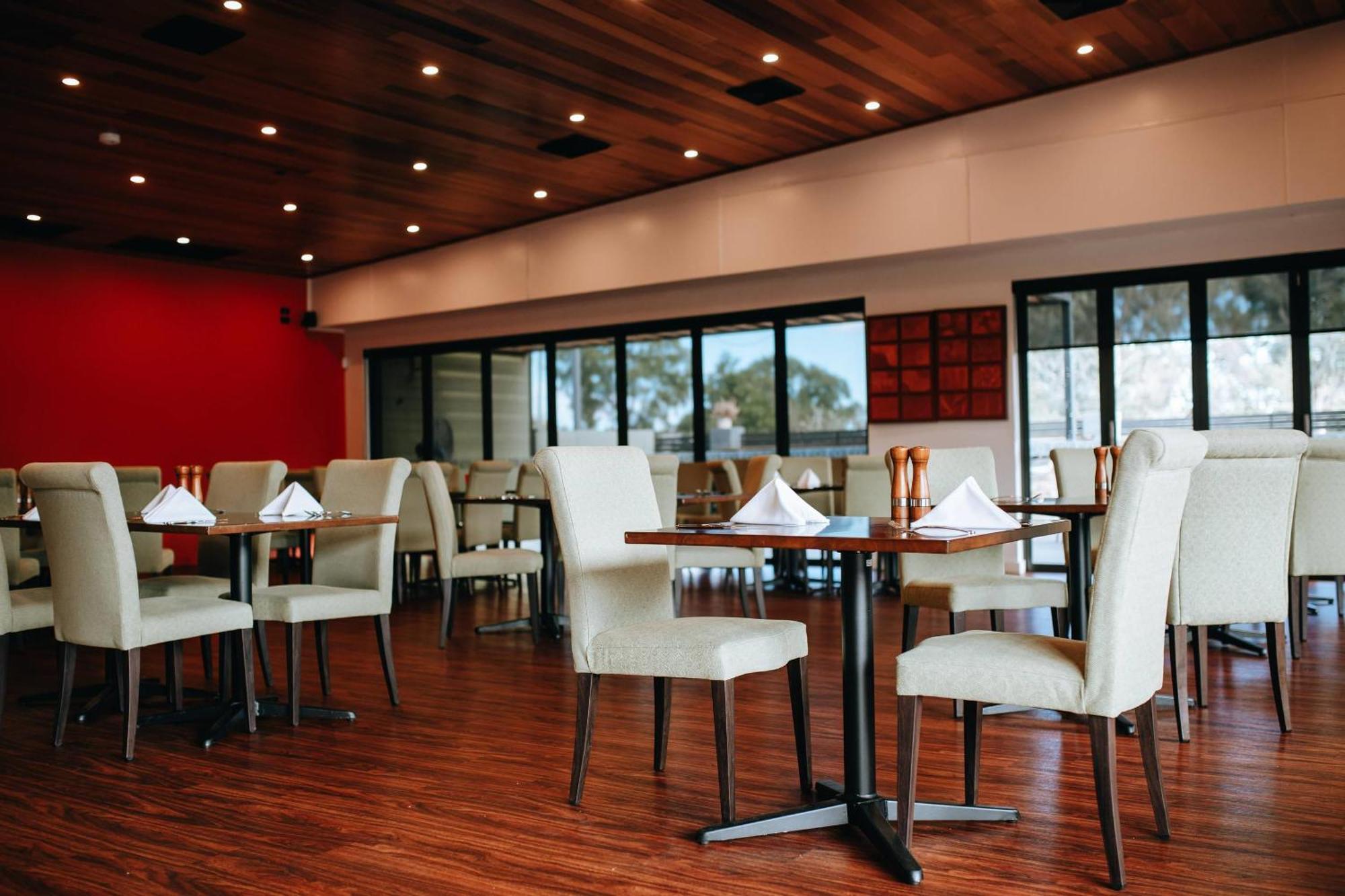 Econo alojamiento Moree Spa Motor Inn Exterior foto
