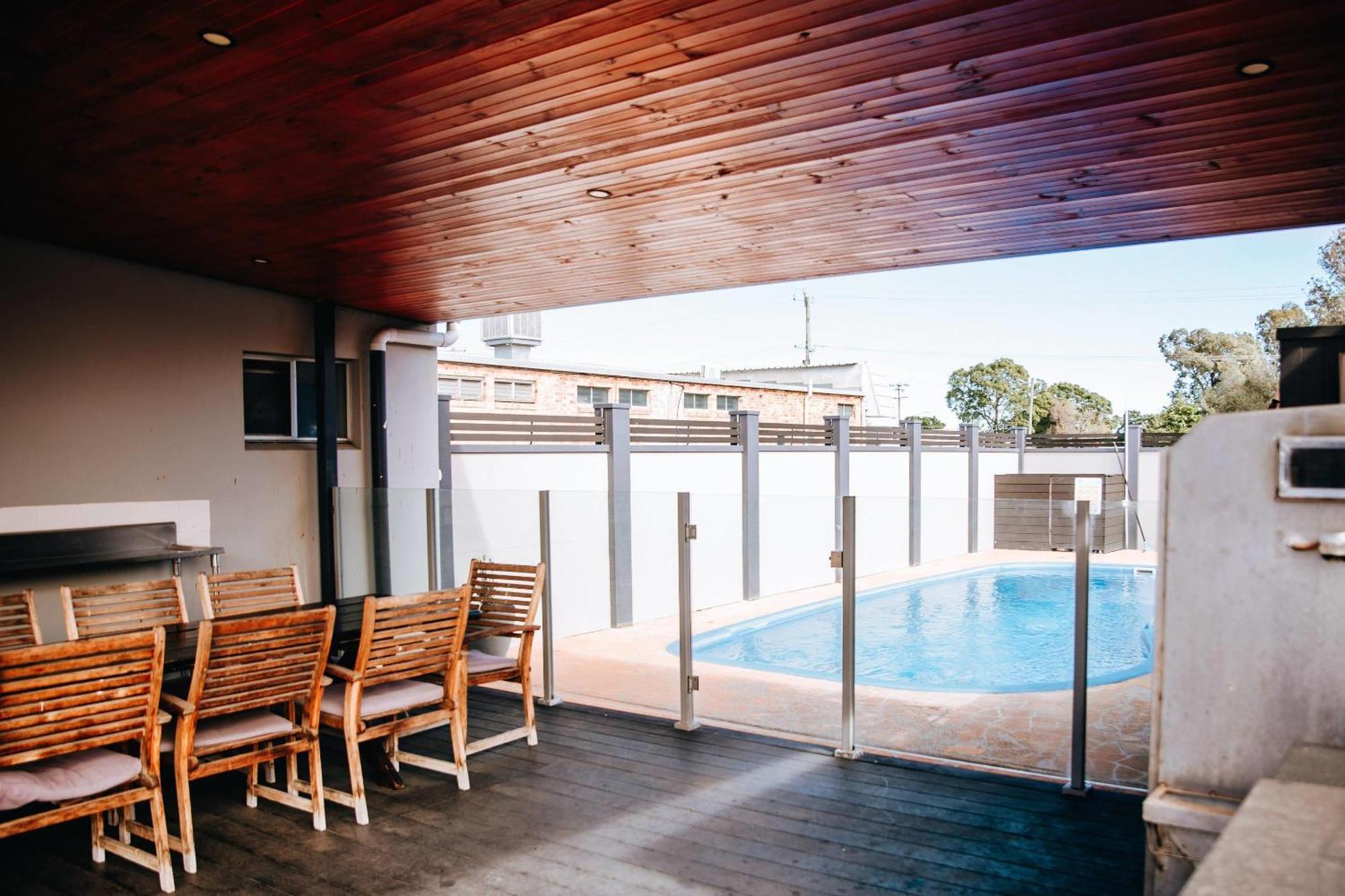Econo alojamiento Moree Spa Motor Inn Exterior foto