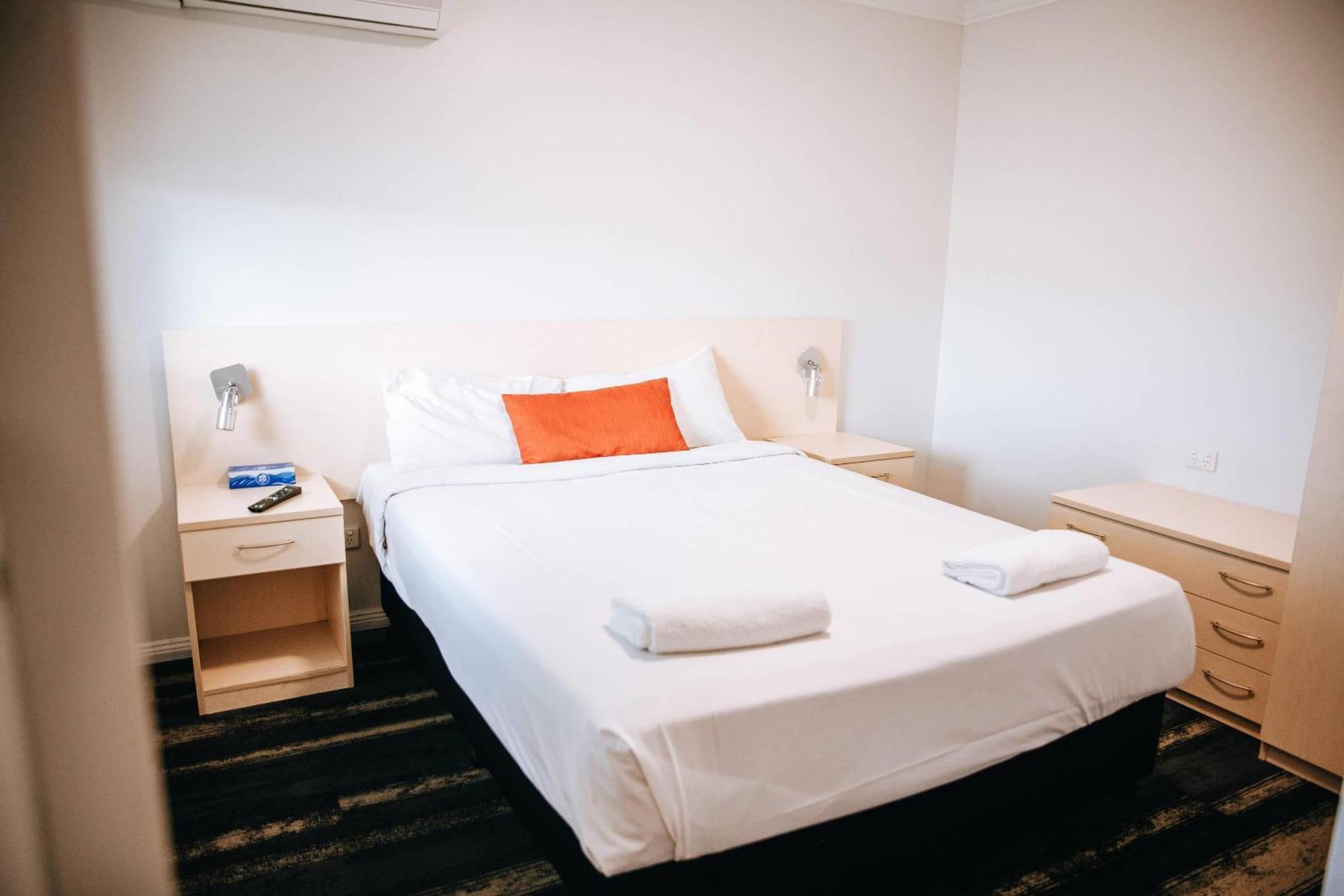 Econo alojamiento Moree Spa Motor Inn Exterior foto