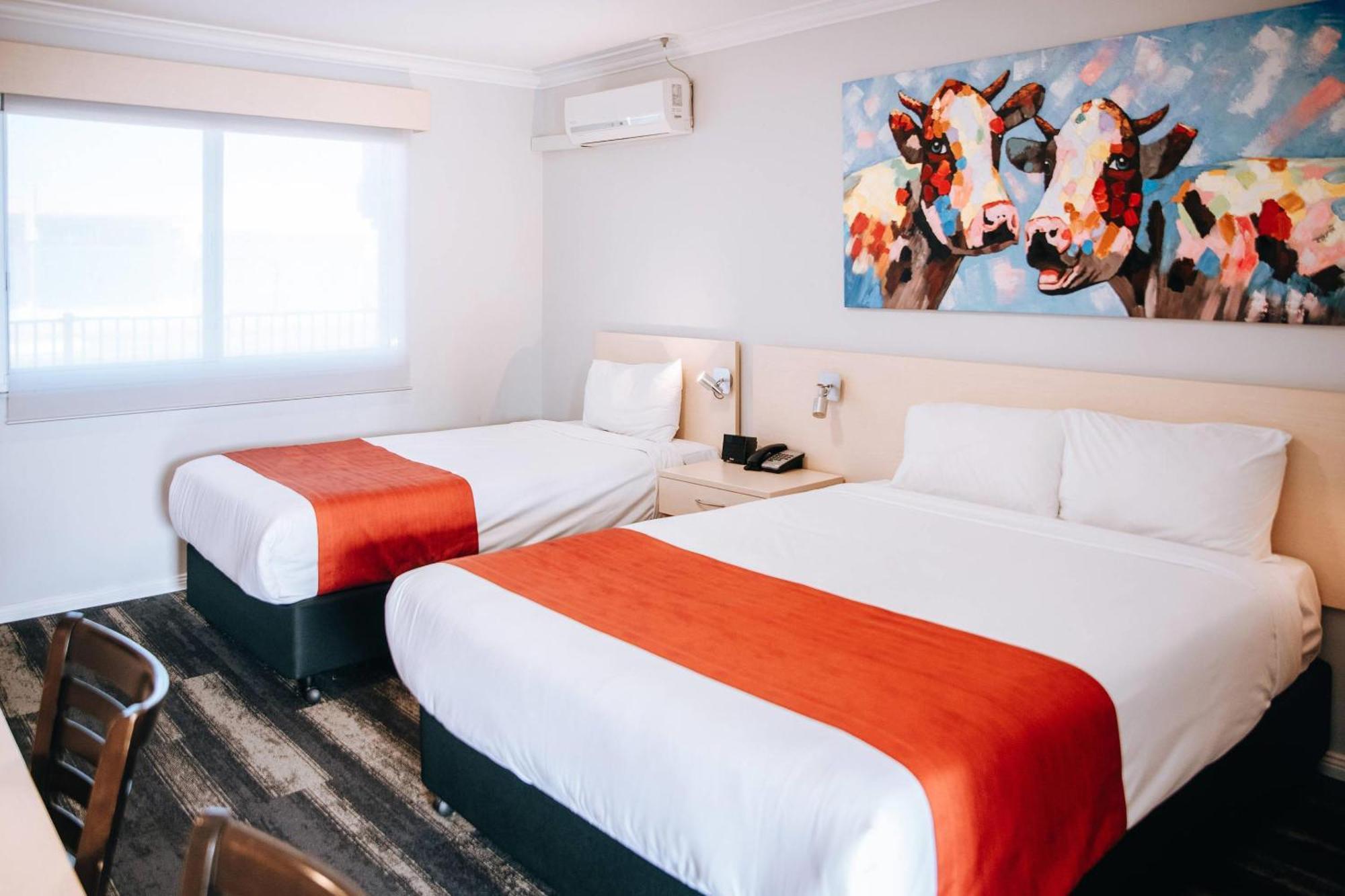 Econo alojamiento Moree Spa Motor Inn Exterior foto