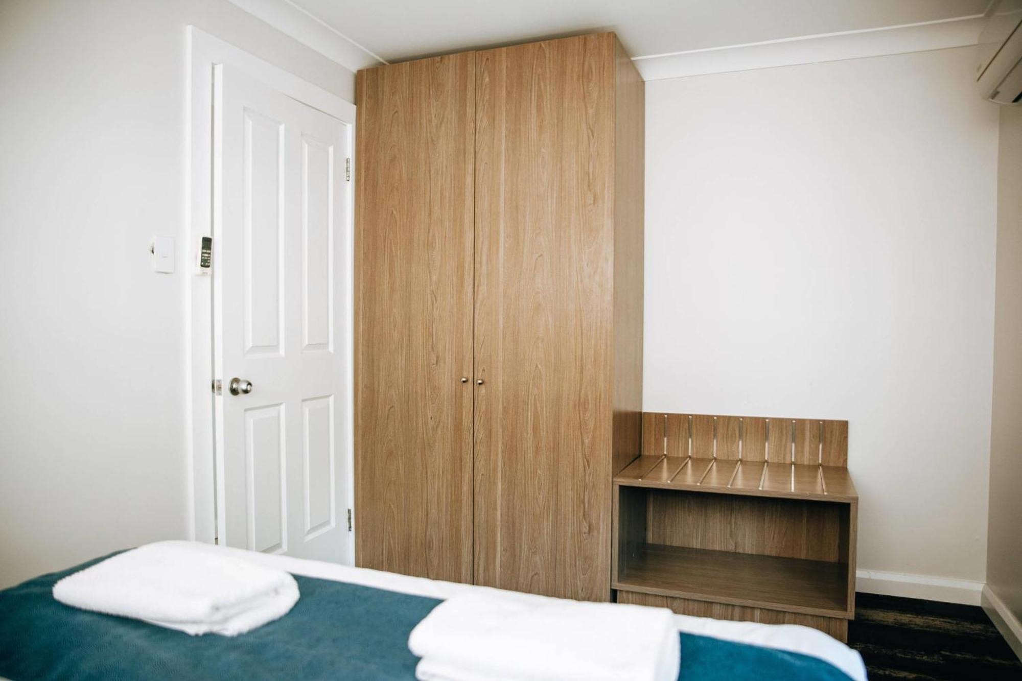 Econo alojamiento Moree Spa Motor Inn Exterior foto