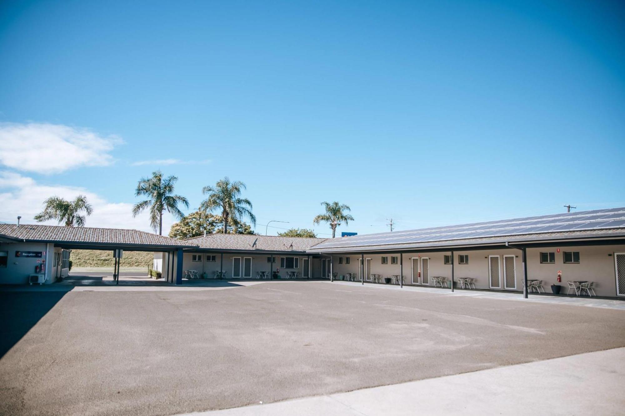 Econo alojamiento Moree Spa Motor Inn Exterior foto